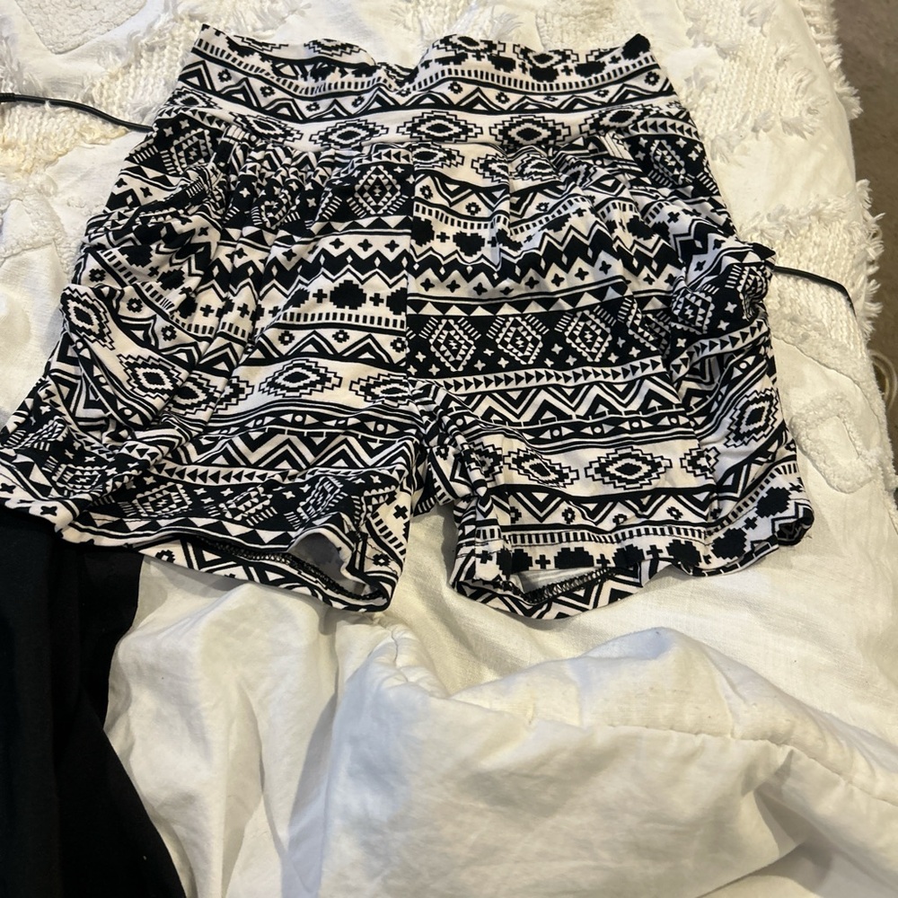 Black and White Patterned Women's Shorts